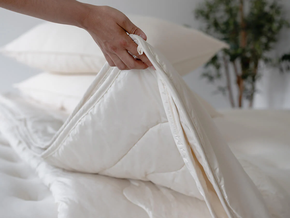 Medium weight Organic Wool Duvet - Image 3