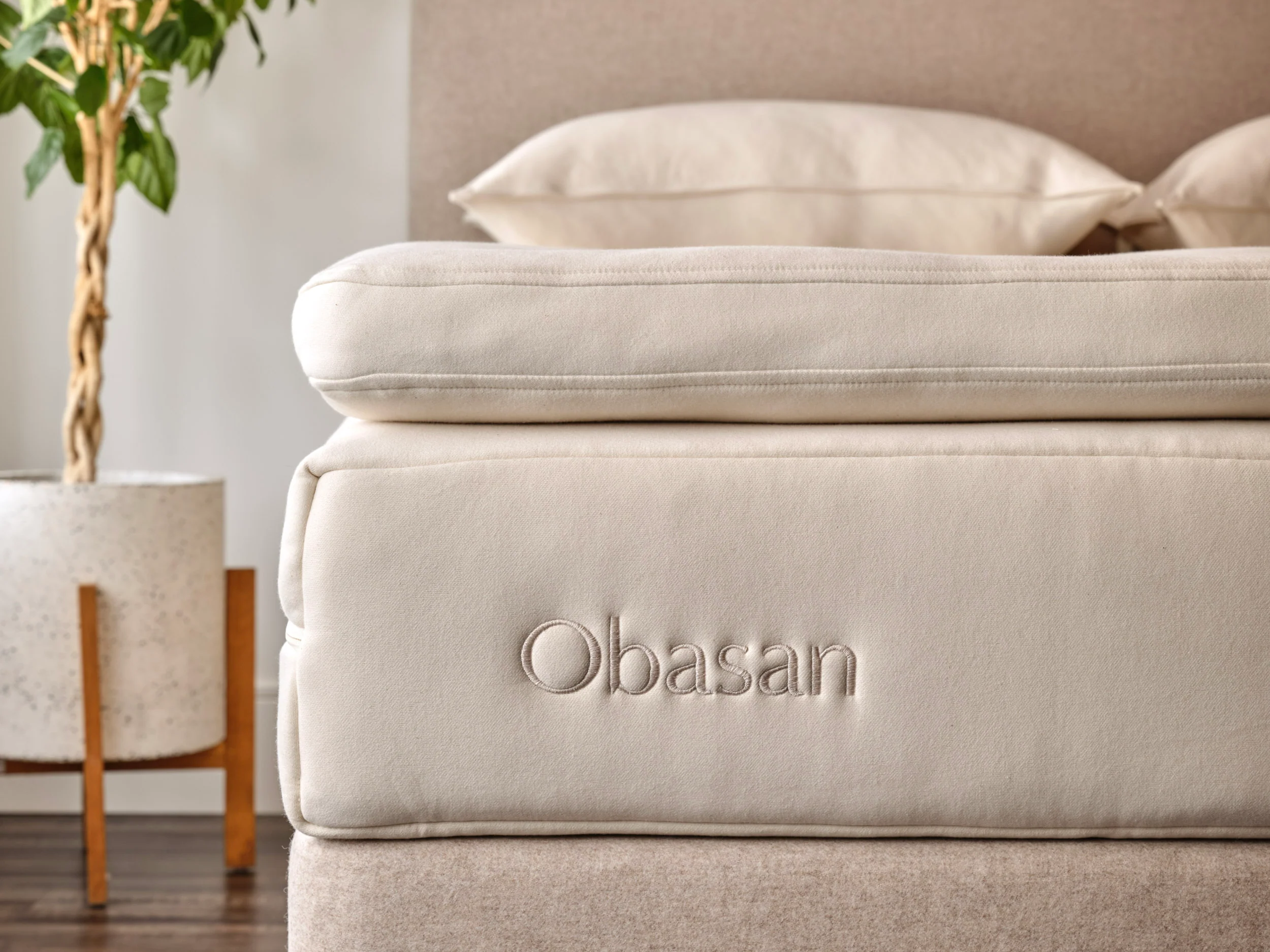 The Grand Organic Wool and Latex Mattress Topper (3.5") - Image 3